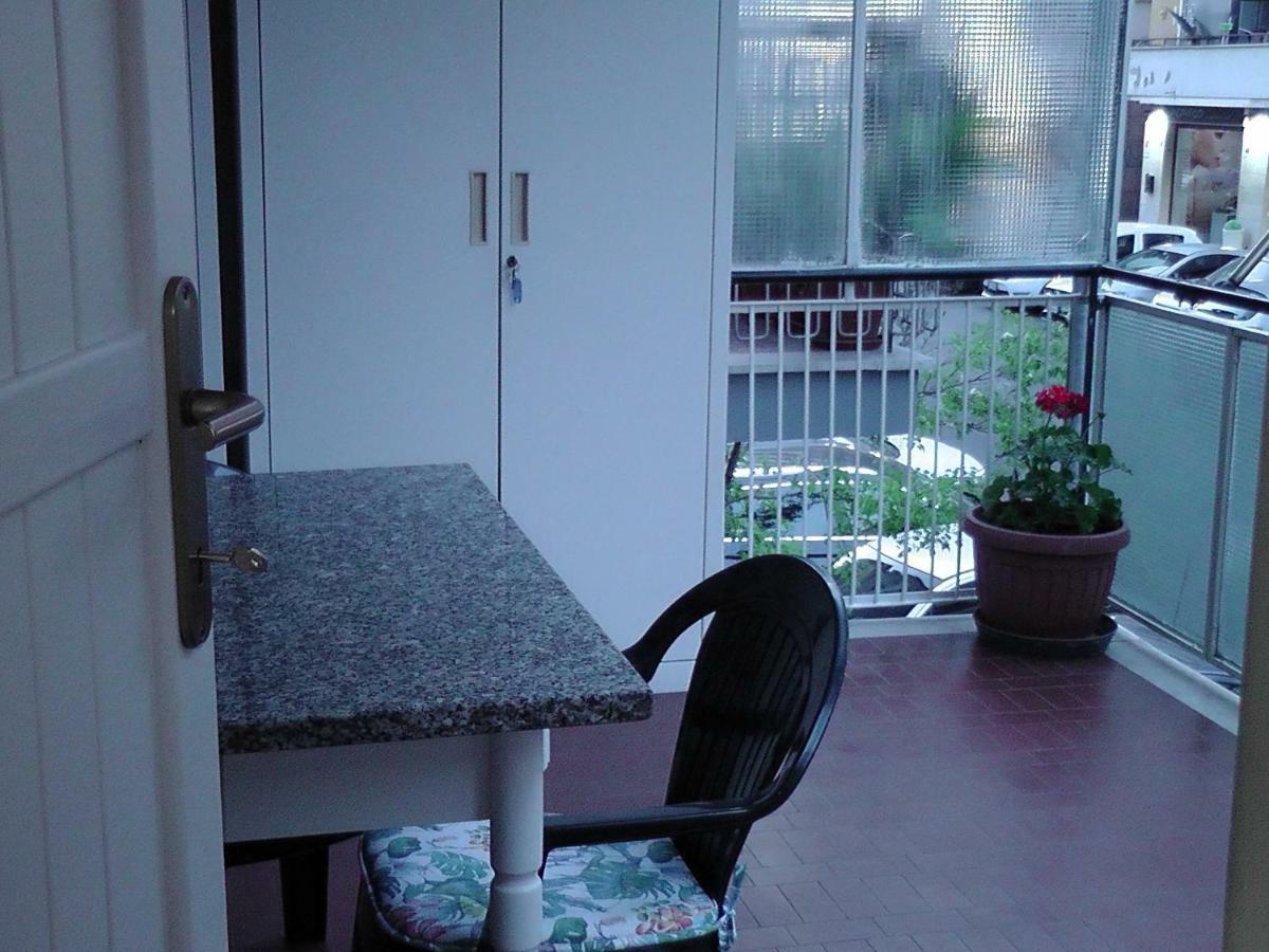 La Casa Di Chiara Apartment Rome Bagian luar foto